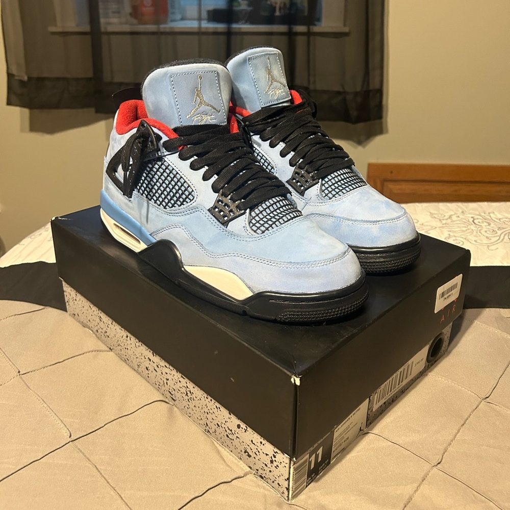 Size 11 - Jordan 4 Retro x Travis Scott Cactus Jack 2018